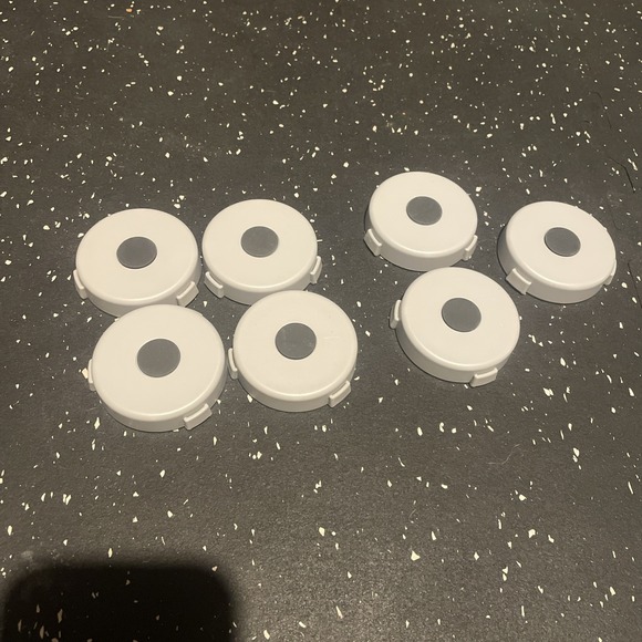 Set Of 7 Nintendo Wii Fit Balance Board Replacement Feet Risers RVL-025 OEM - Picture 1 of 2